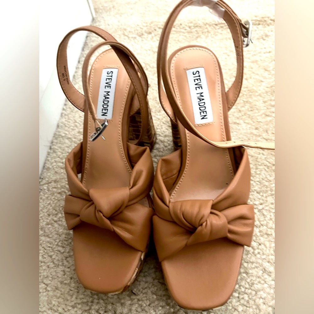Steve Madden Tan Knot Front Slingback Sandals